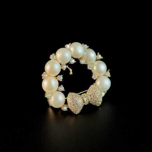 Bow and Pearl Flower Wreath Brooch