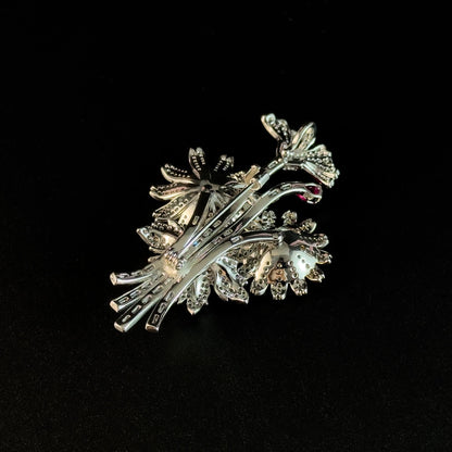 Daisy Bouquet Brooch