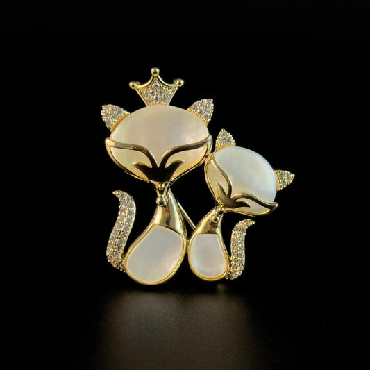 Mother-of-Pearl Crown Fox Brooch