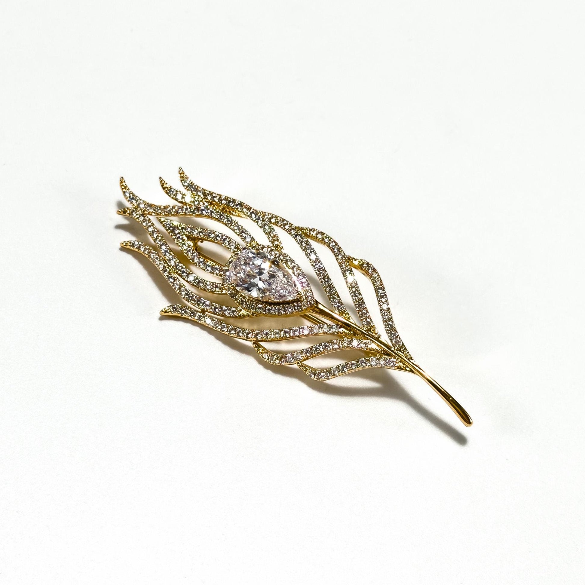 French-Style Openwork Heavy Feather Brooch
