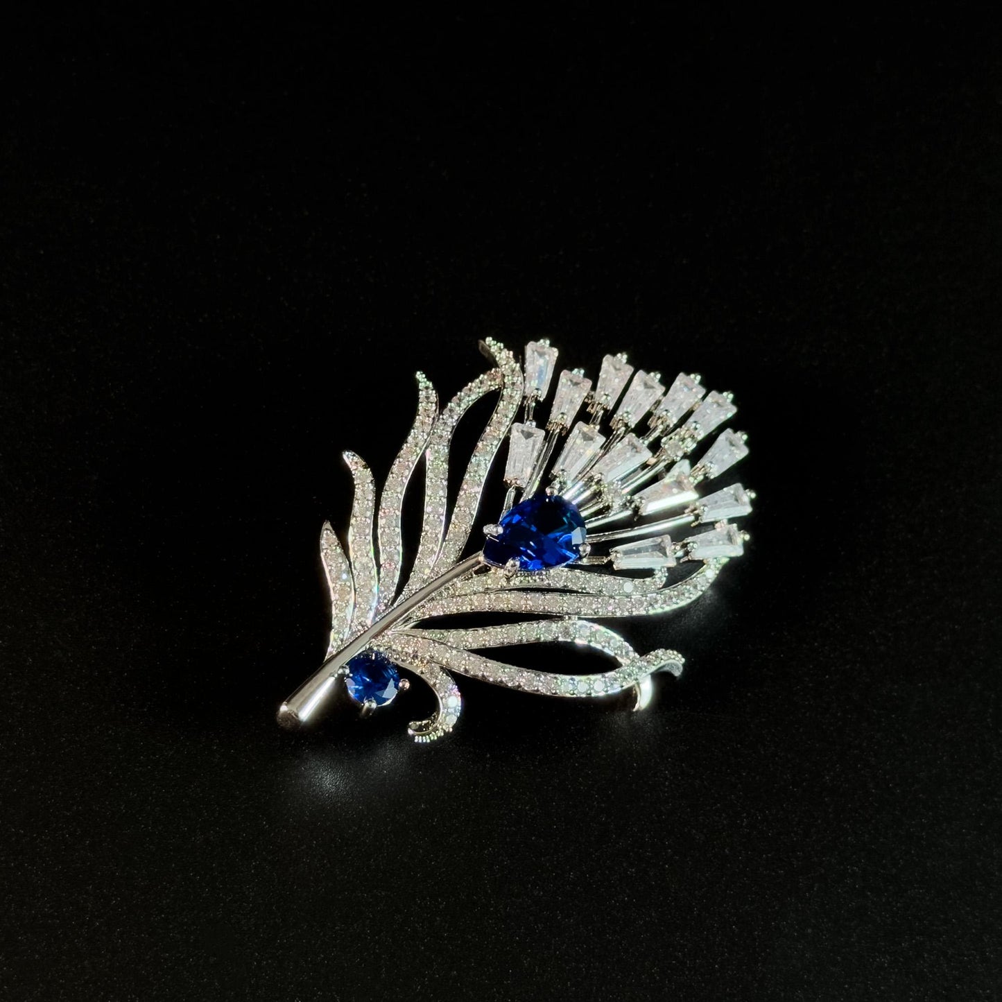 Luxury Blue Zircon Peacock Feather Brooch