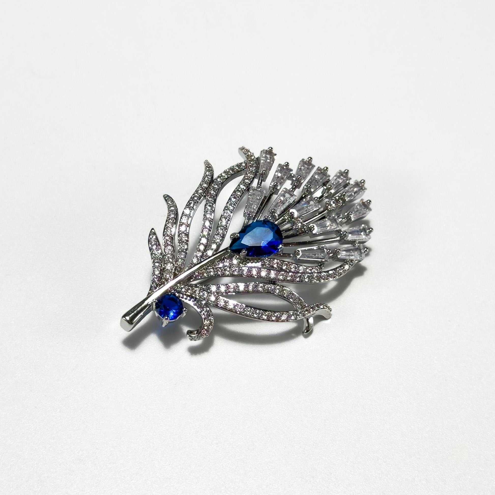 Luxury Blue Zircon Peacock Feather Brooch
