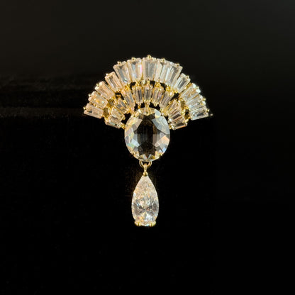 Luxury Fan-Shaped Teardrop Pendant Brooch