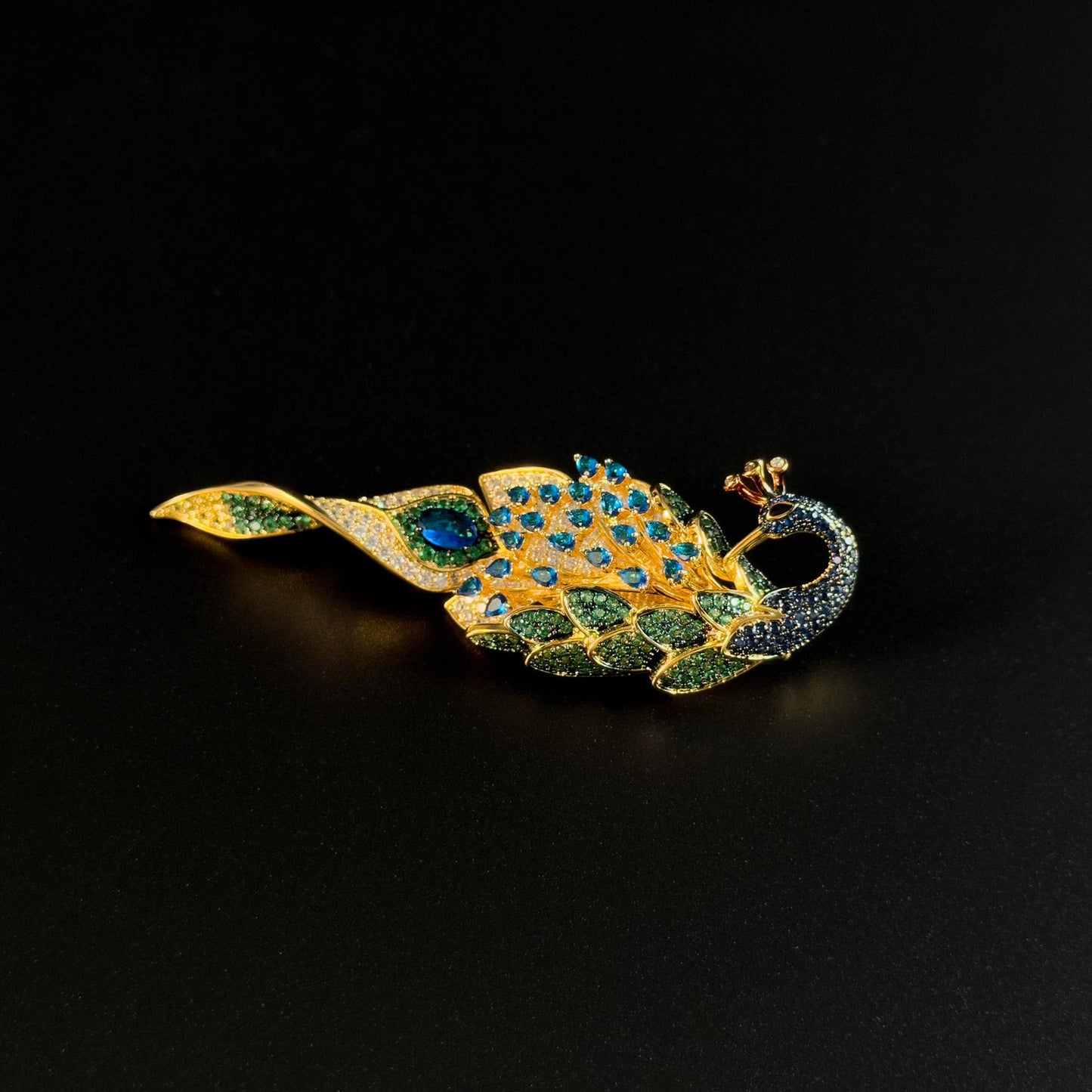 Court-Style Peacock Brooch Fully Rhinestoneed