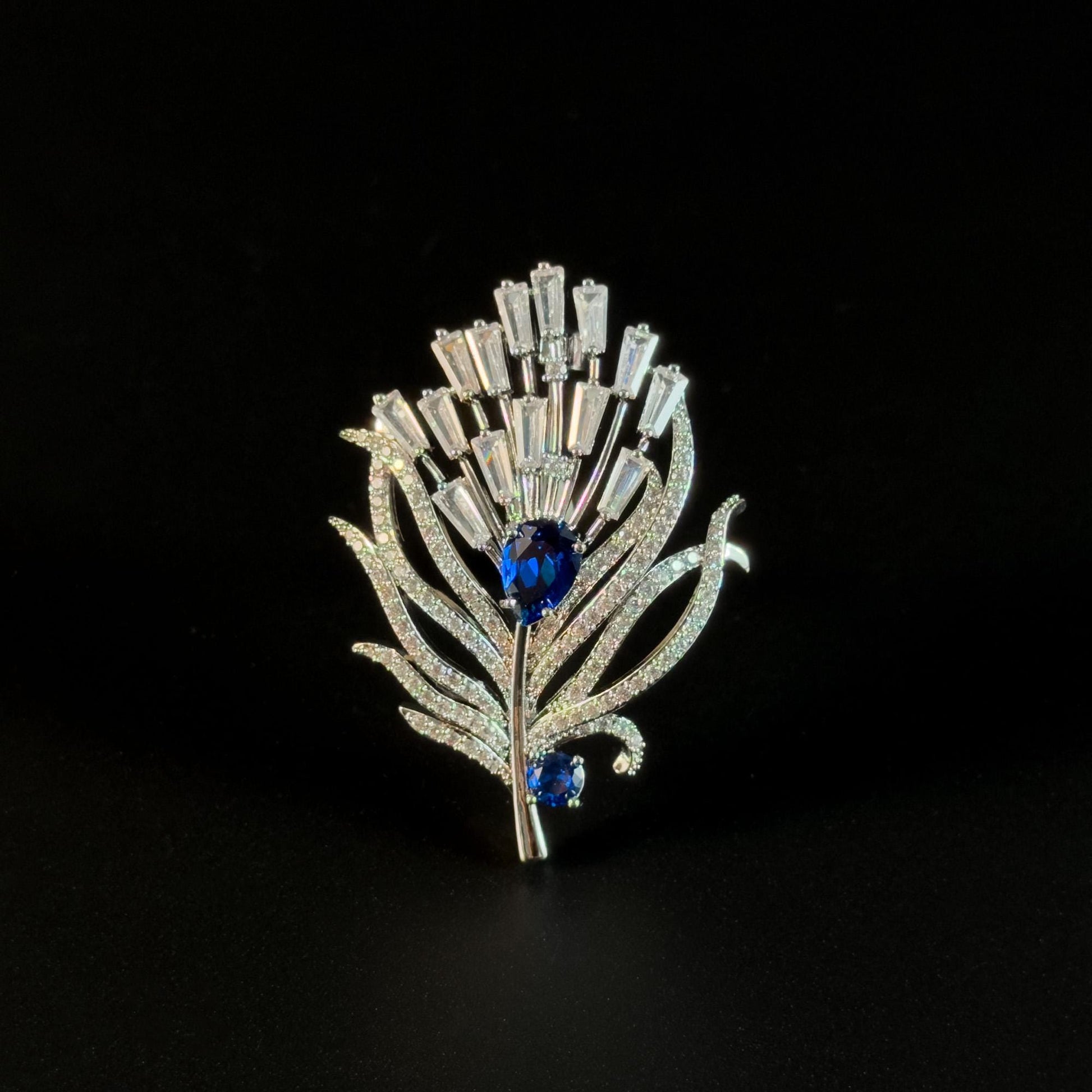Luxury Blue Zircon Peacock Feather Brooch