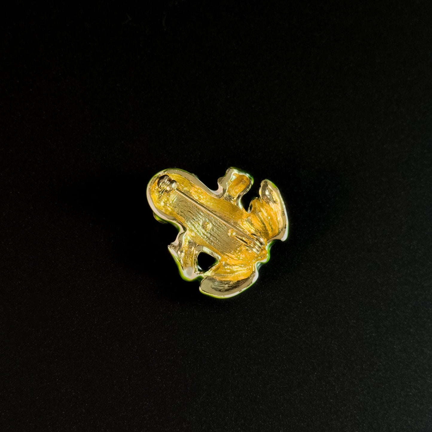 Vintage Enamel Green Frog Brooch