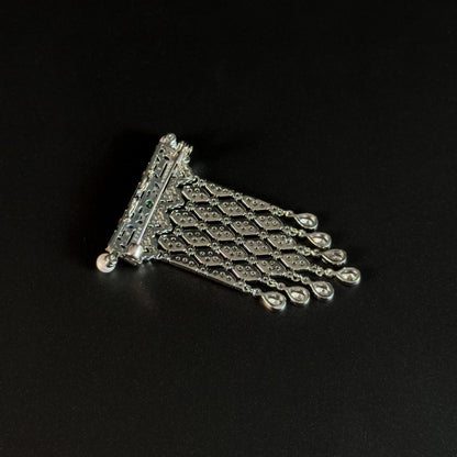 Vintage Pearl Curtain Brooch