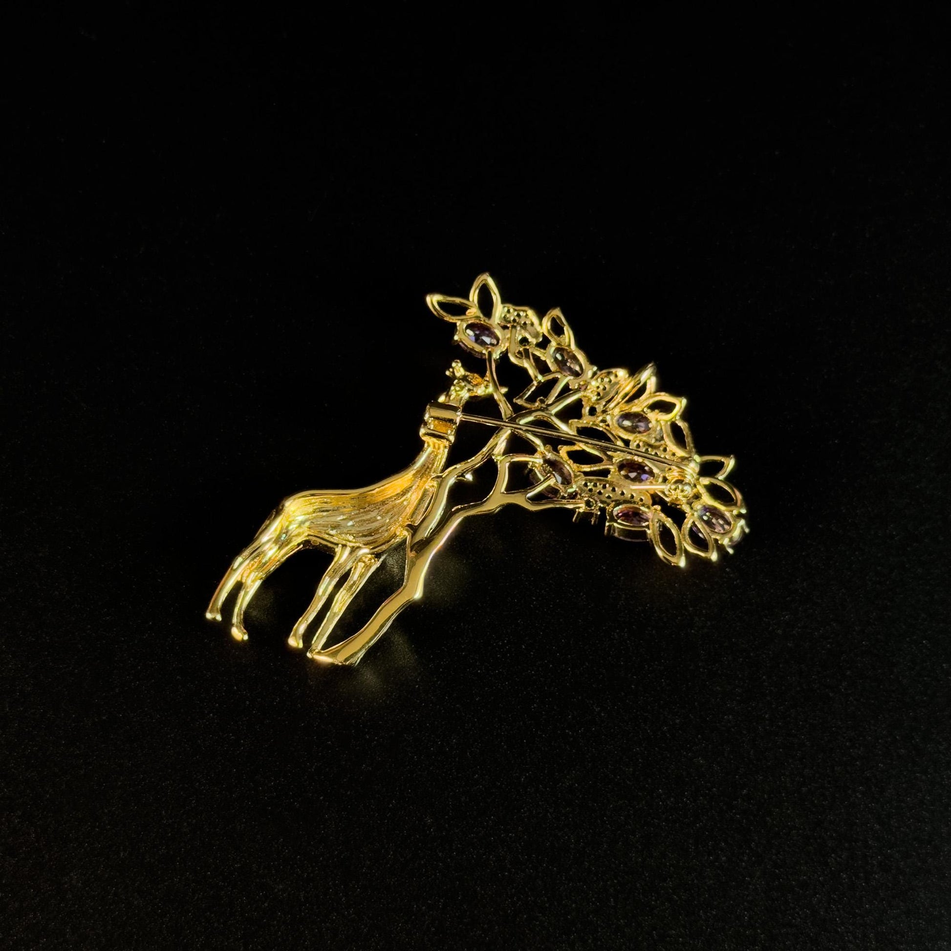 Giraffe Eating Leaves Brooch