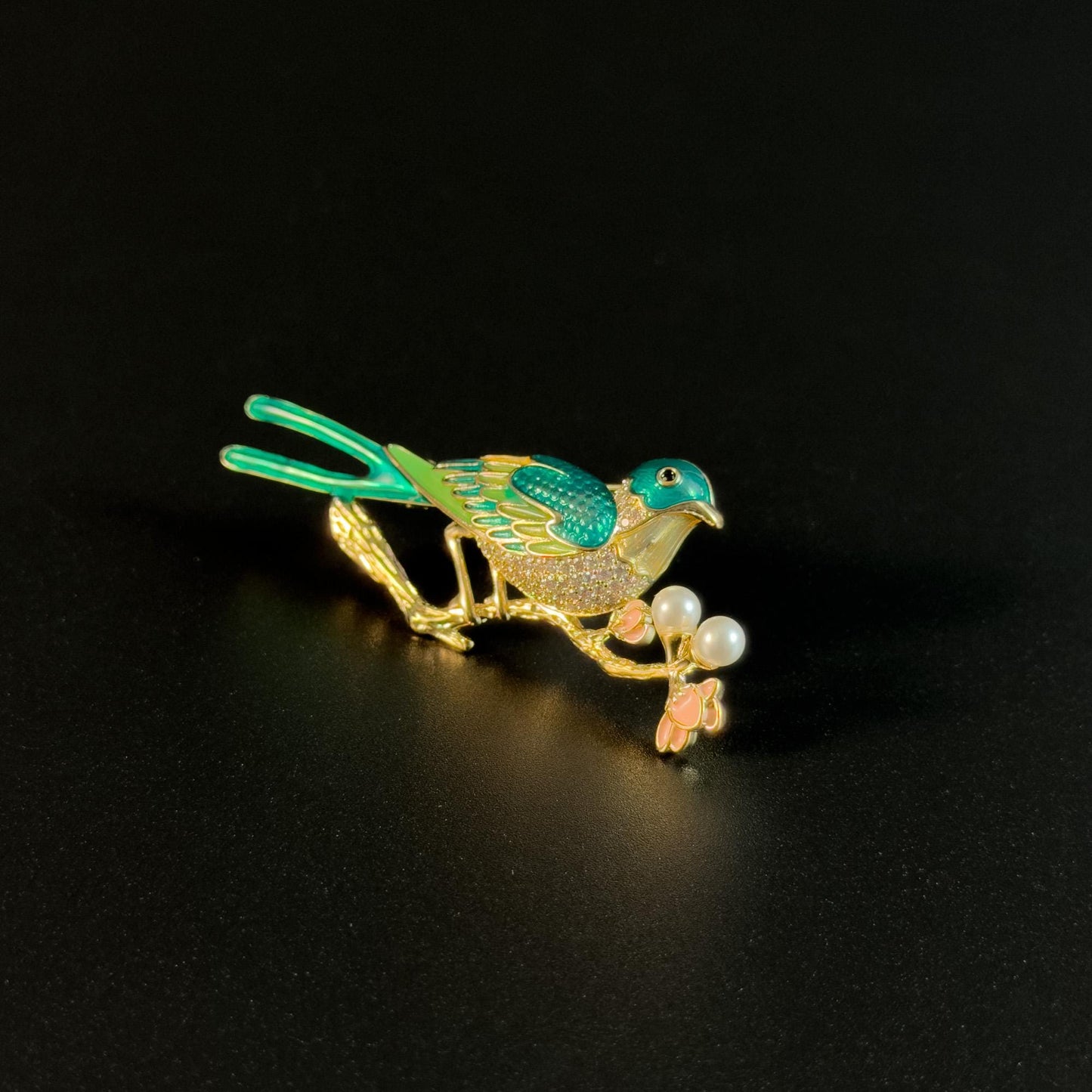 Magpie Brooch