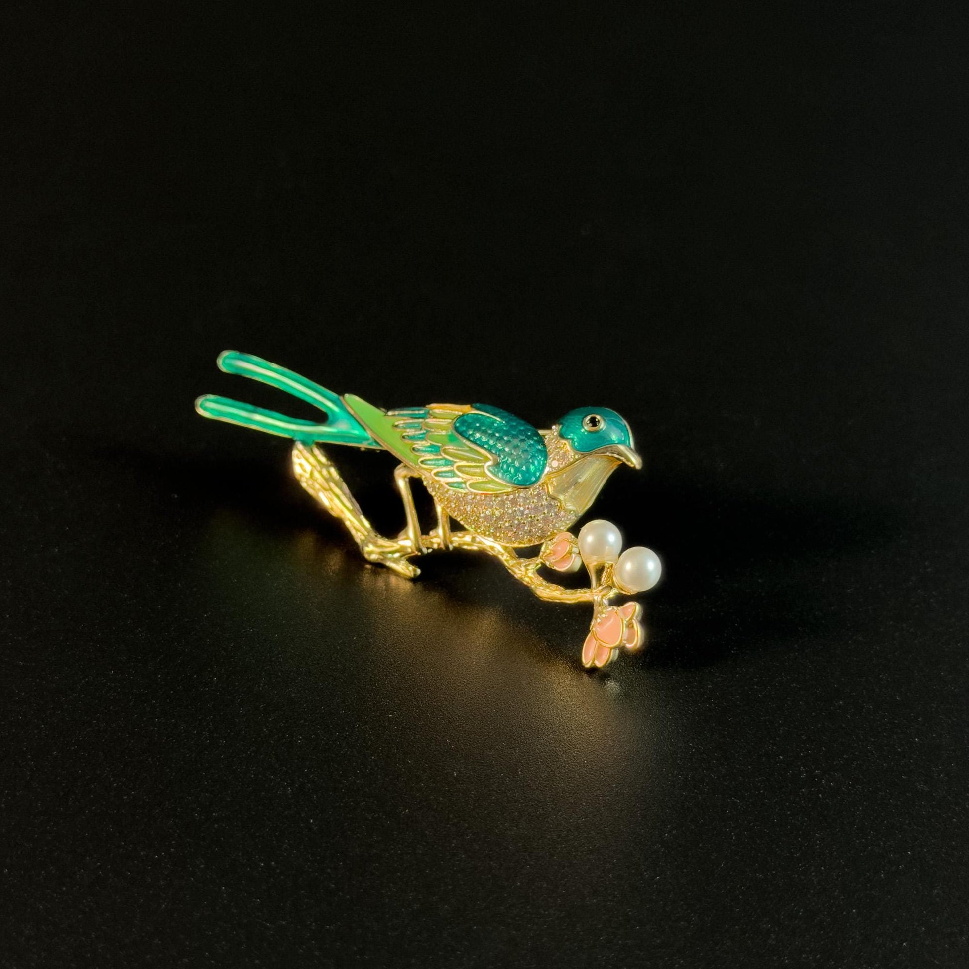 Magpie Brooch