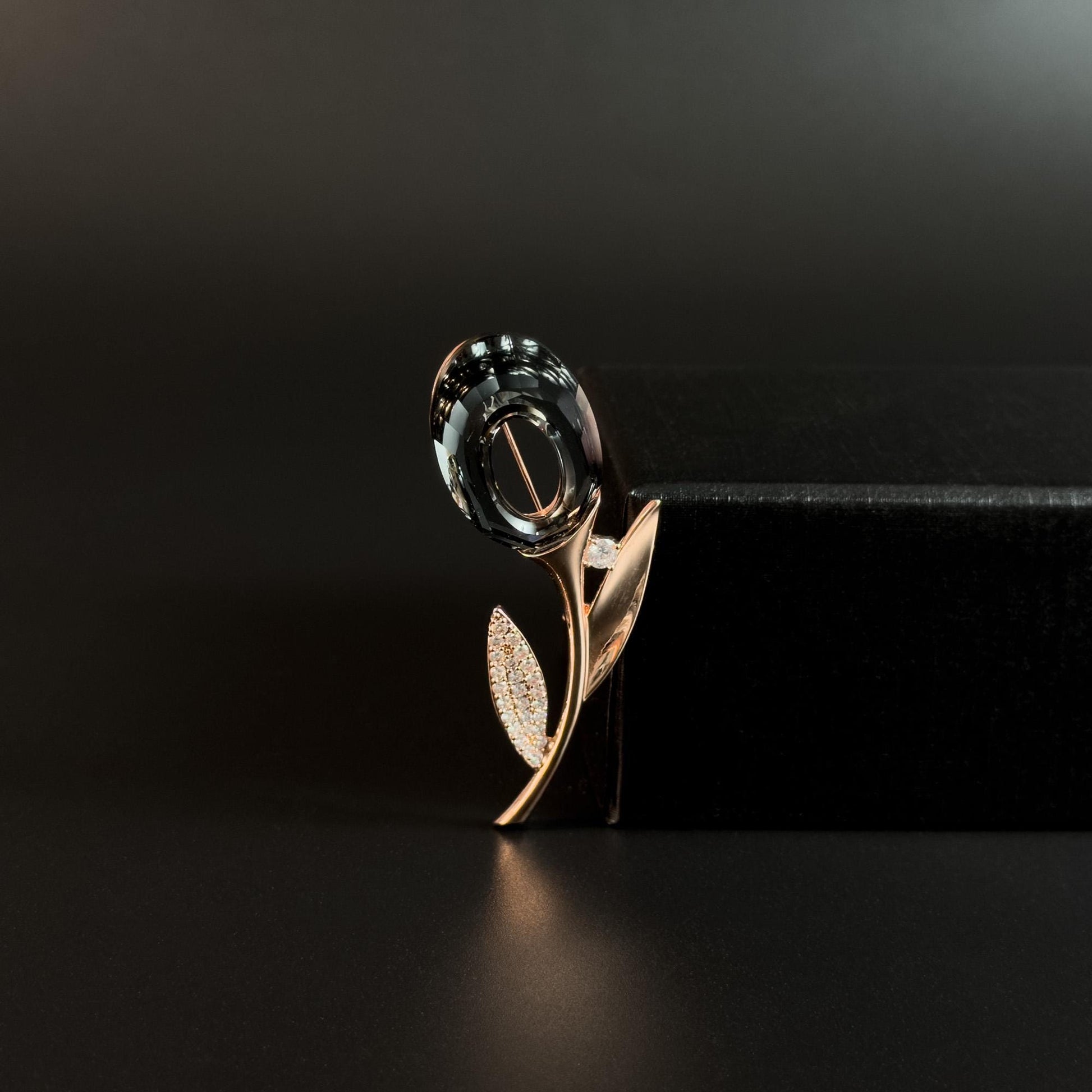 Grey Tulip Bouquet Brooch