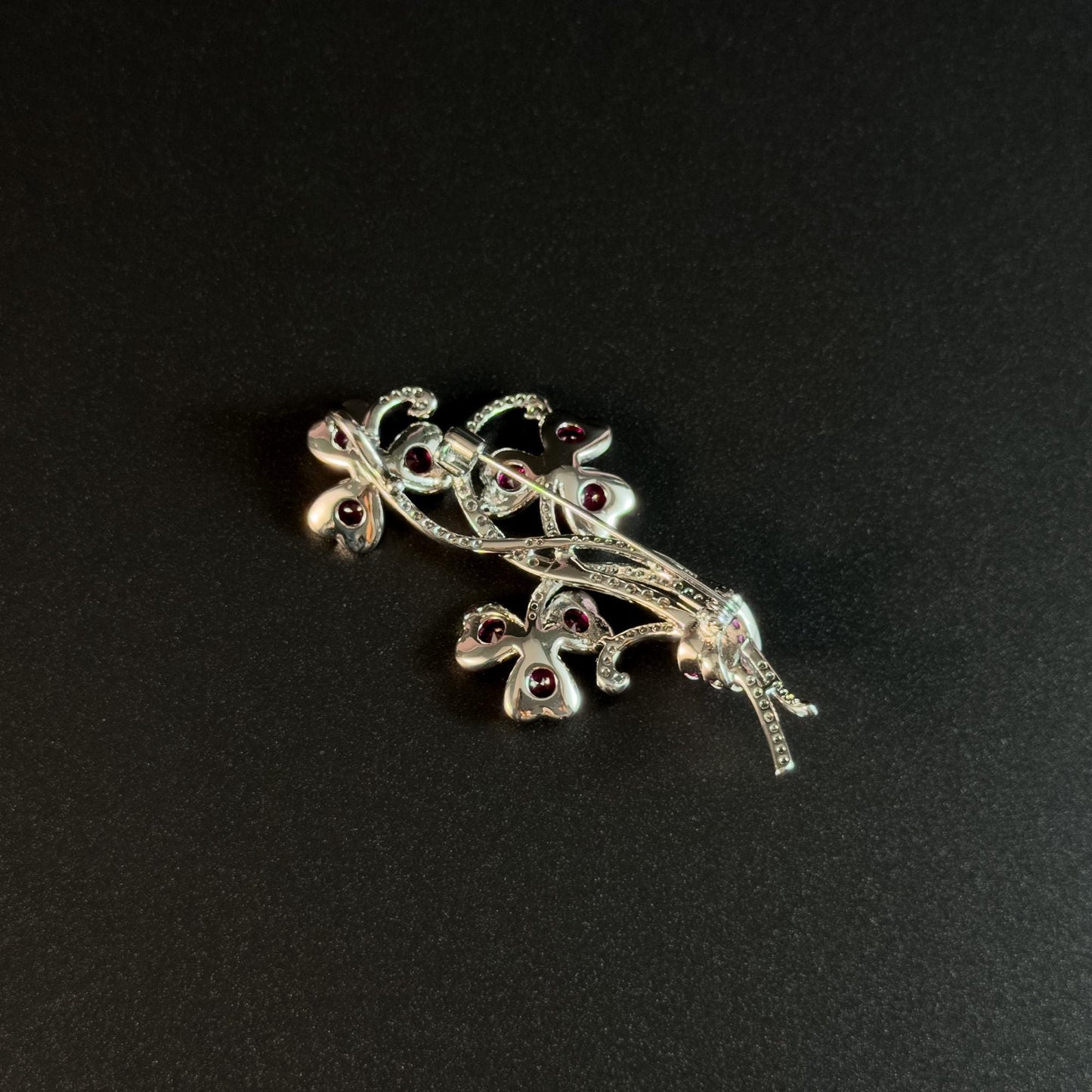 Clover Red Zircon Brooch