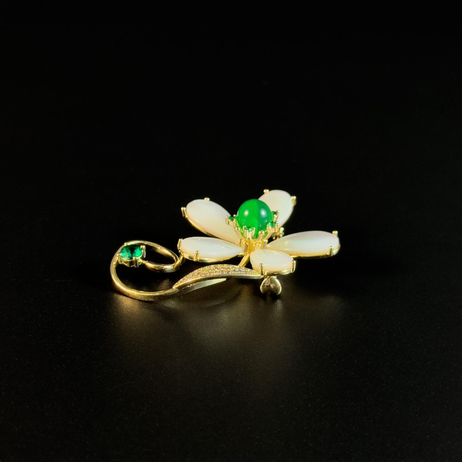 Shell Flower Brooch