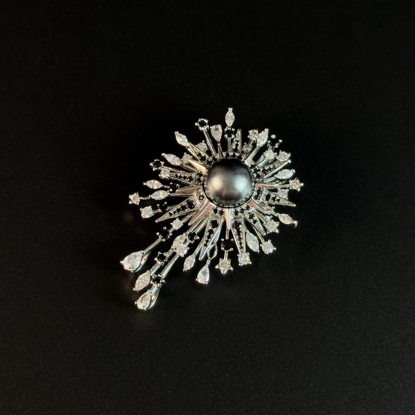 Dazzling Sunflower Black Pearl Brooch