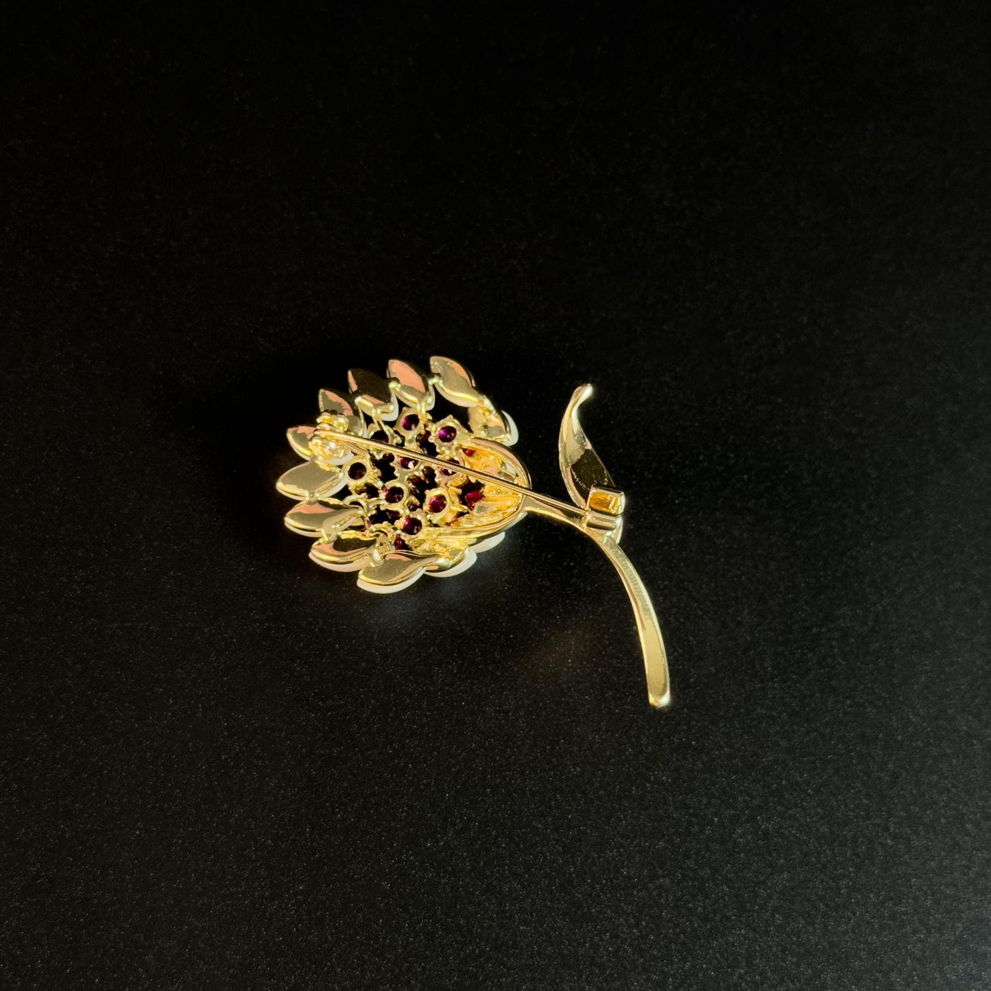 Brooch Featuring a Red Flower Stamen and a White Bouquet; a Floral Brooch; an Elegant Fo