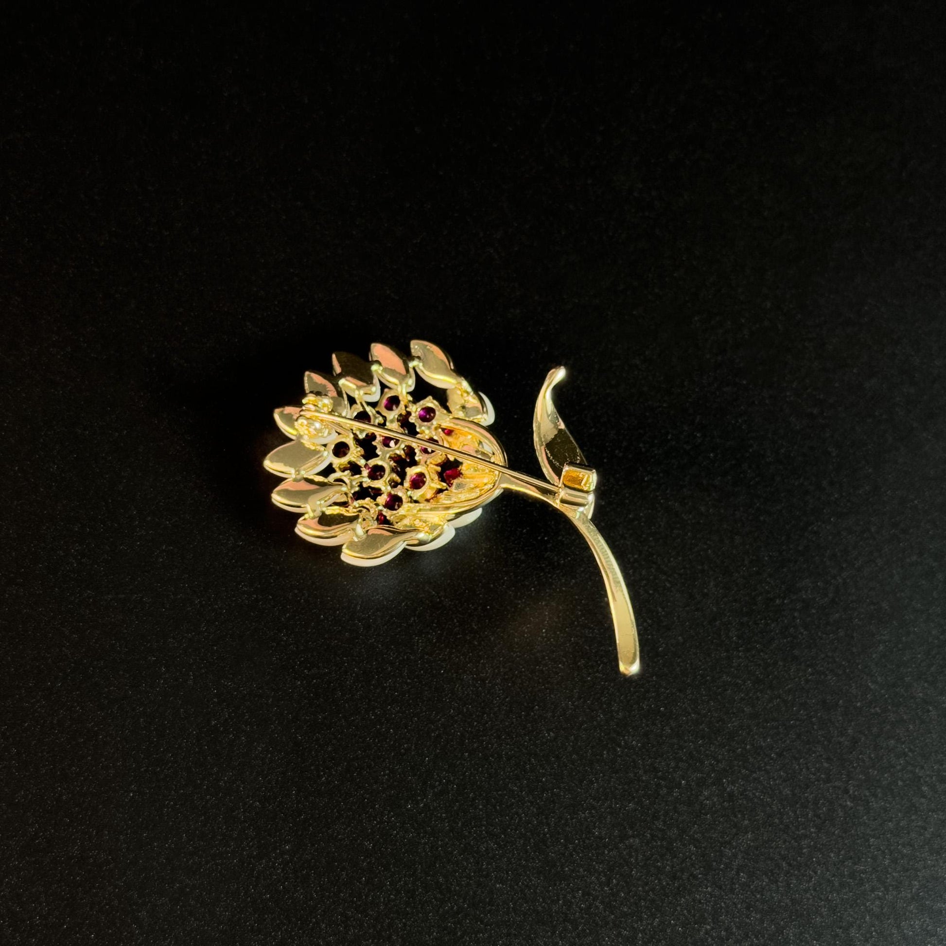 Brooch Featuring a Red Flower Stamen and a White Bouquet; a Floral Brooch; an Elegant Fo