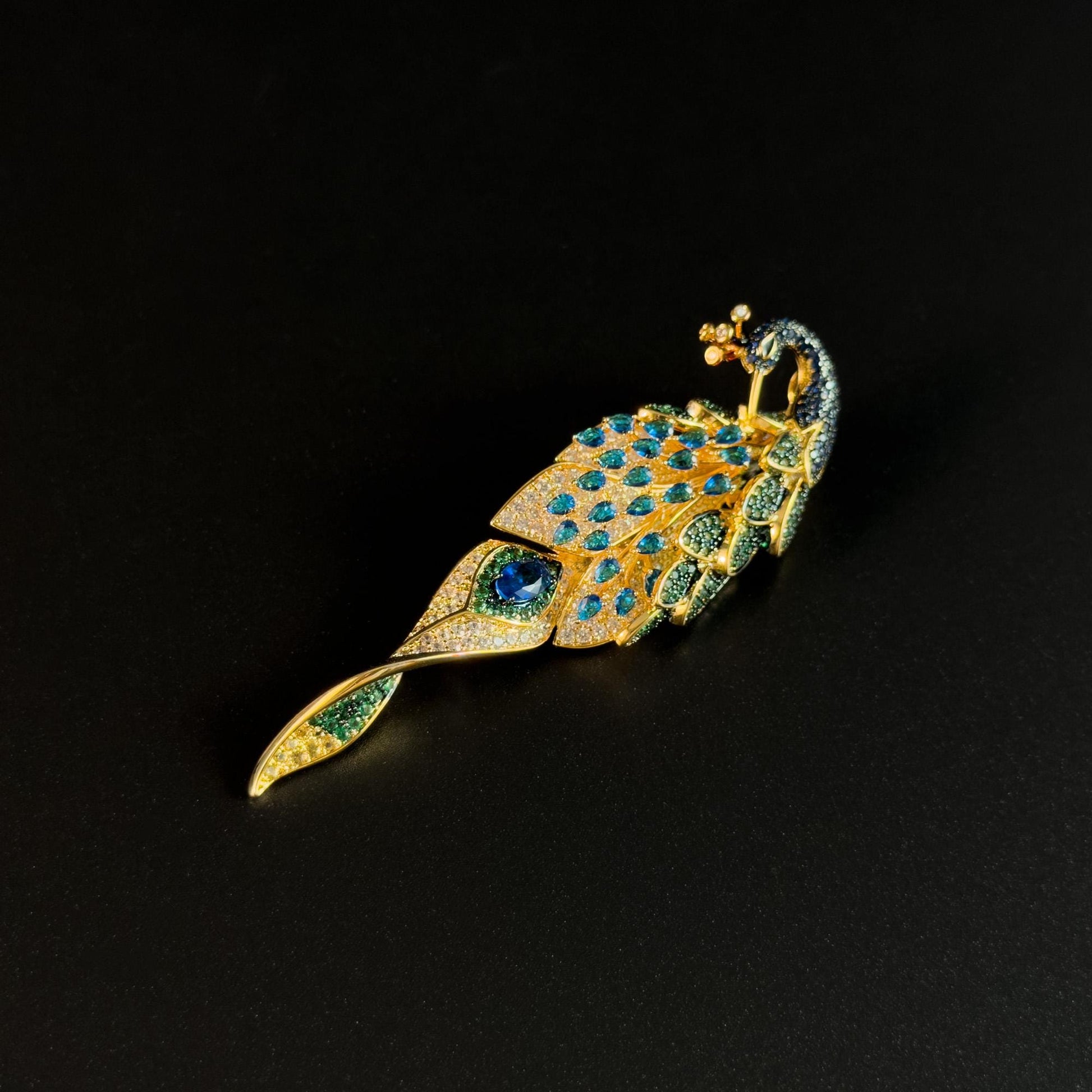 Court-Style Peacock Brooch Fully Rhinestoneed