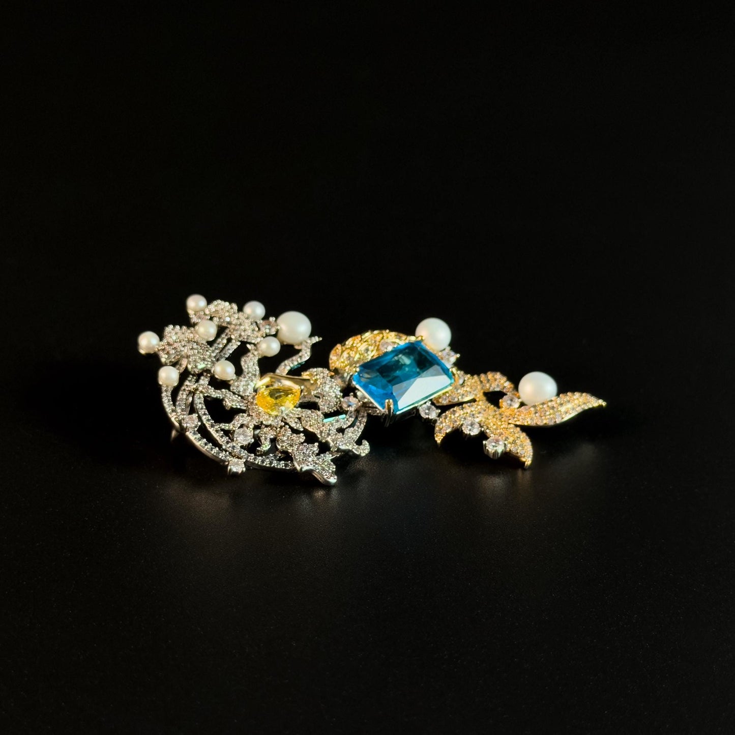 Cadmeis · Azure Mermaid Brooch