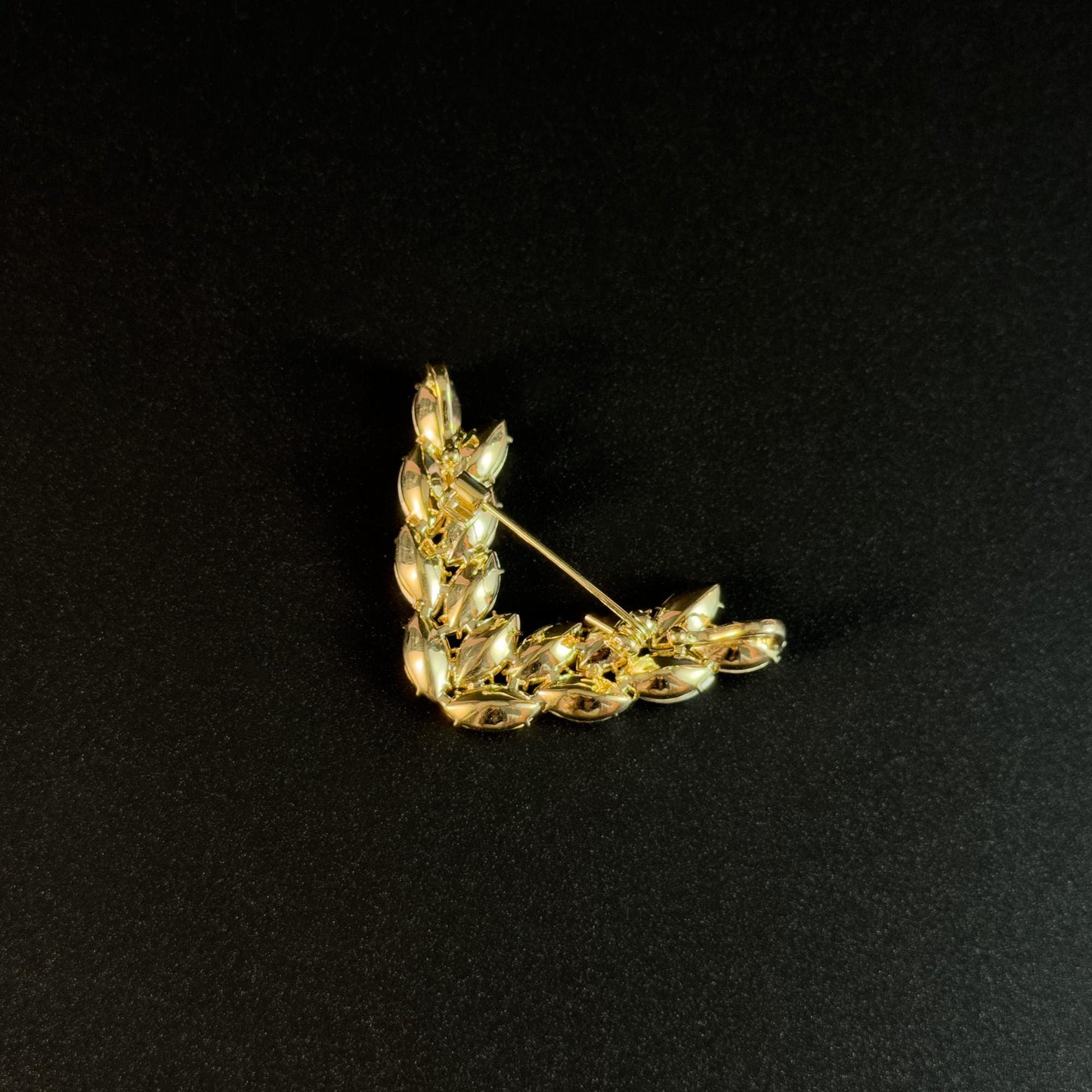 Laurel Leaf Brooch