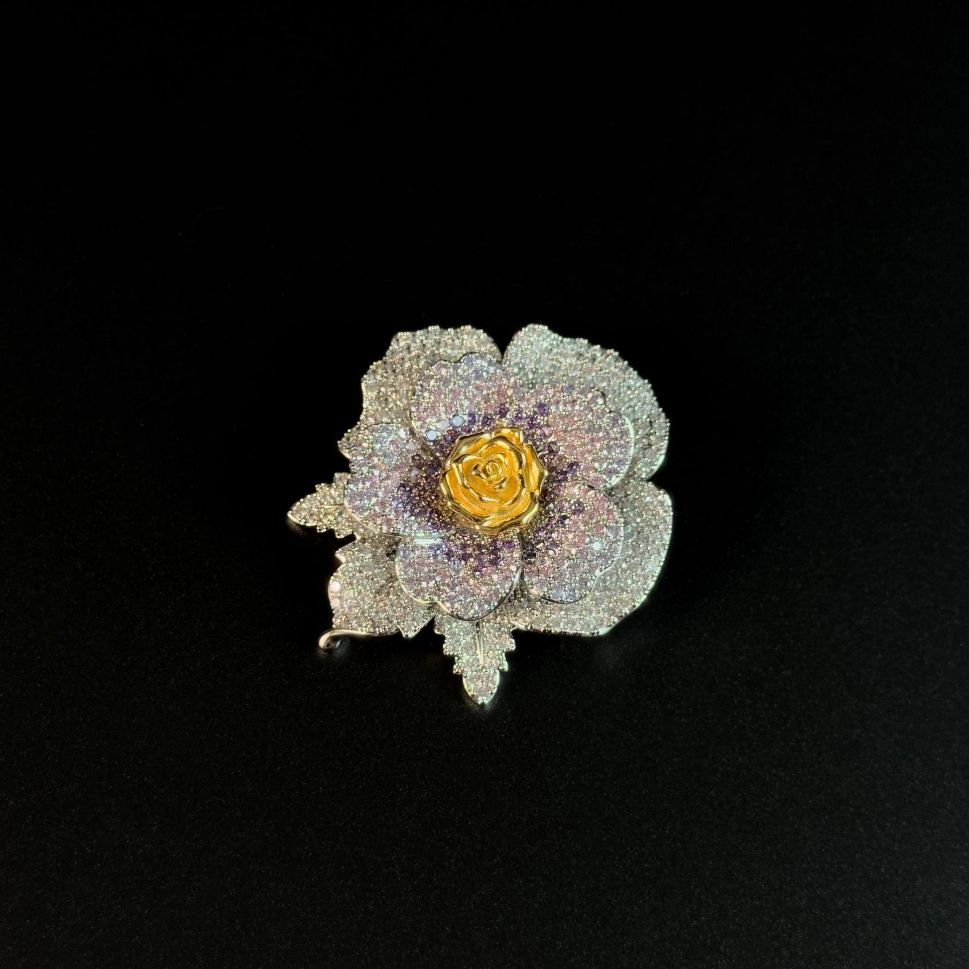 This Brooch Can Be Used as a Rose Brooch