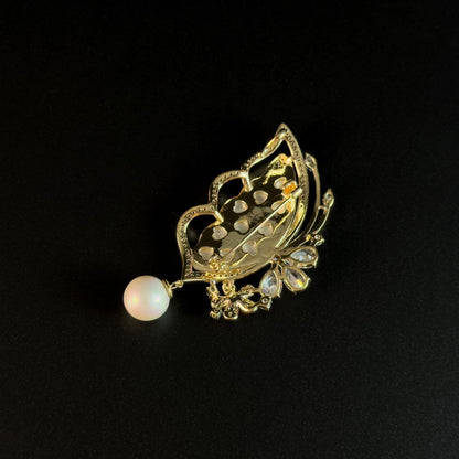 Mother-of-Pearl Butterfly Pearl Pendant Brooch