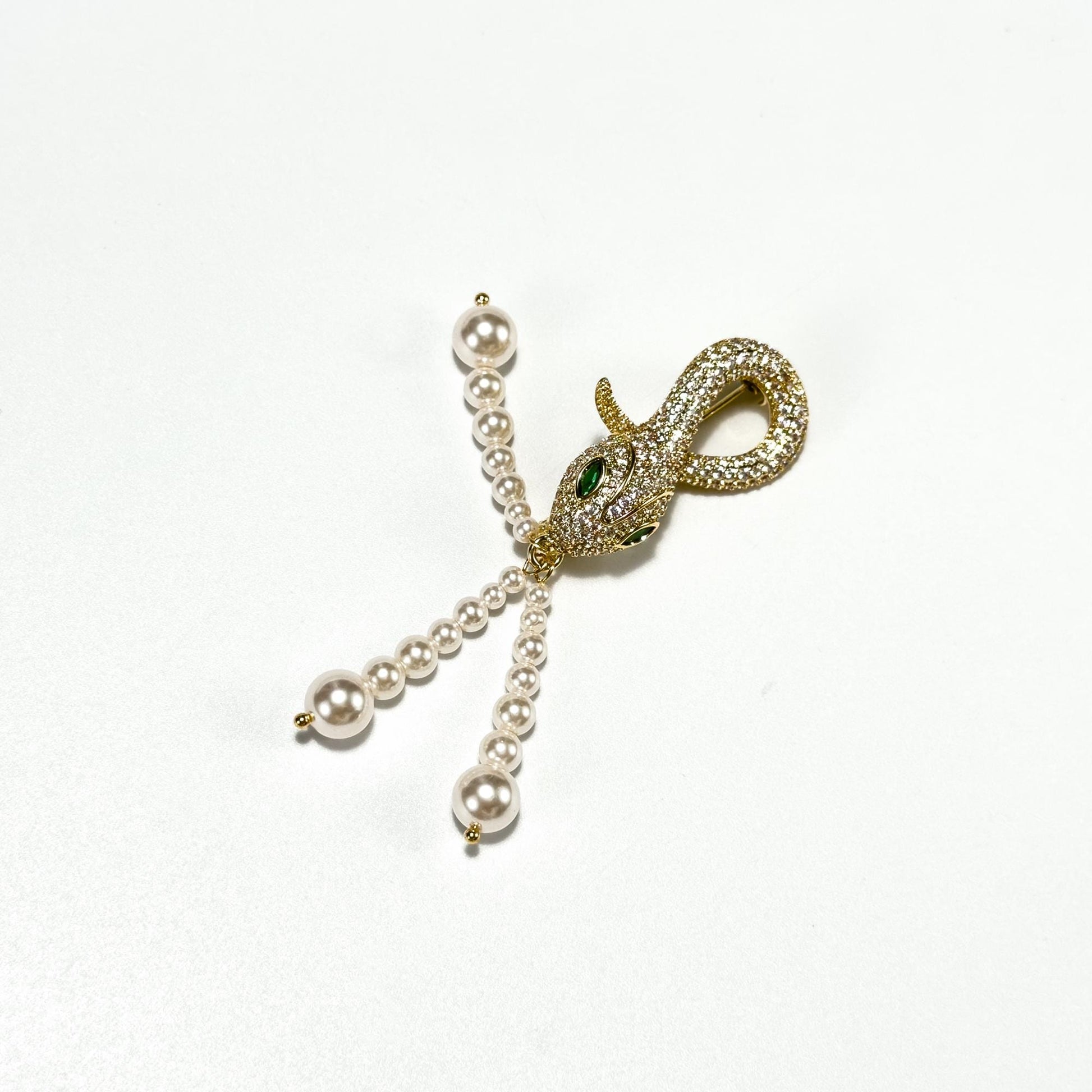 Snake Head Pearl Tassel Brooch