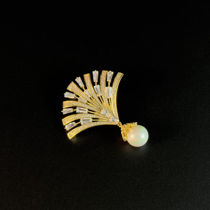 Agamemnon · Golden Firework Fan Brooch