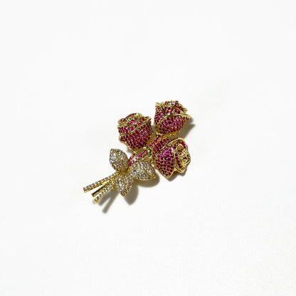 Iole · Rose Bouquet Brooch
