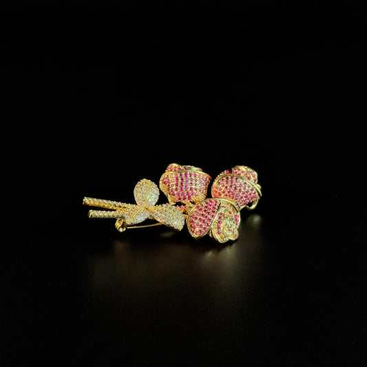 Iole · Rose Bouquet Brooch