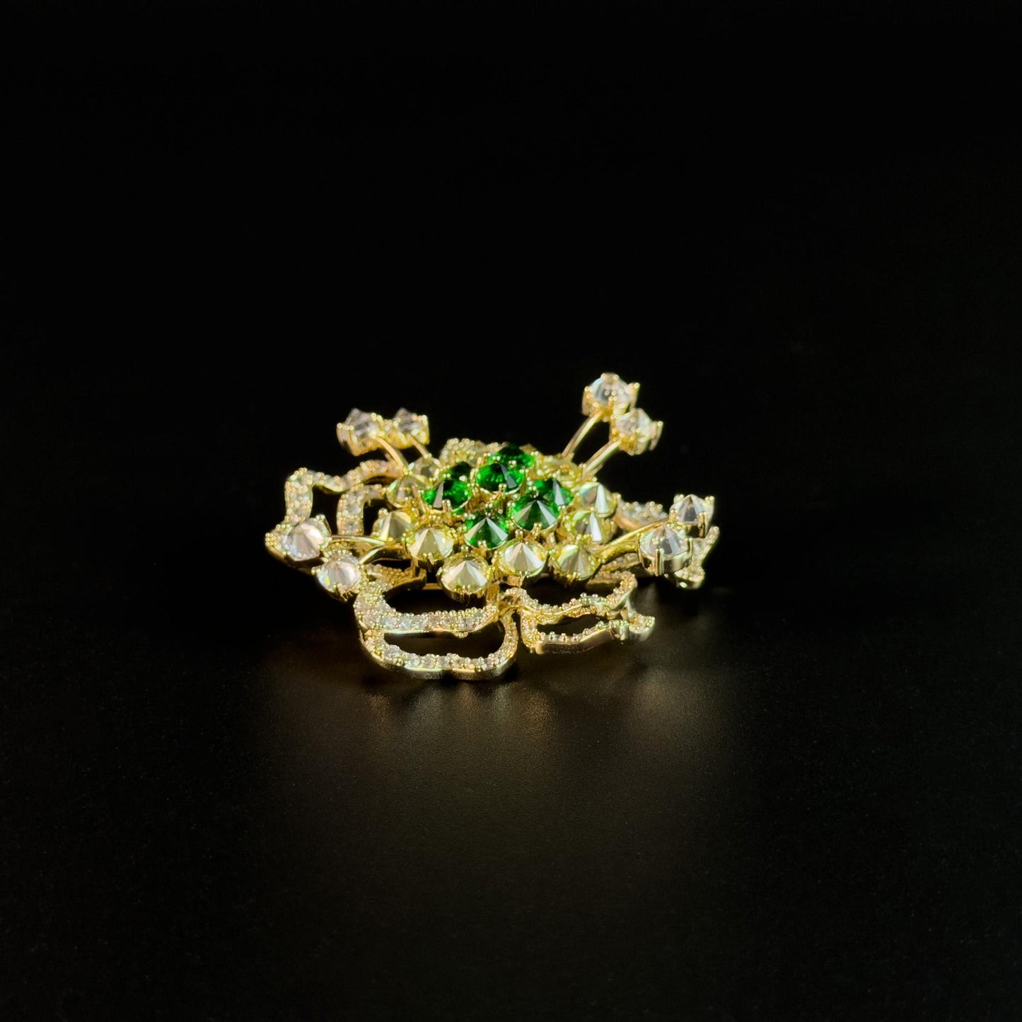Asius · Verdant Openwork Flower Brooch