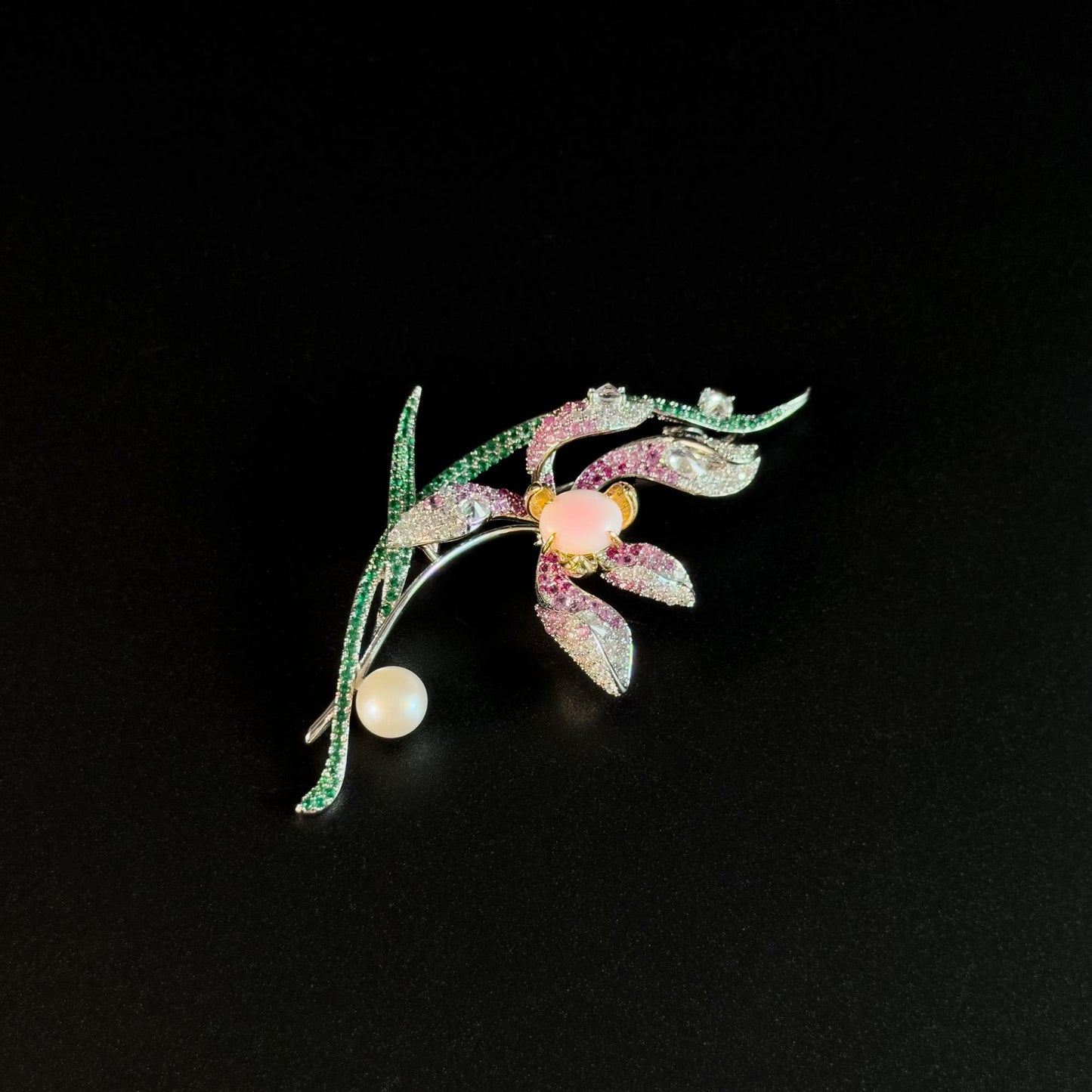 Aristaeus · Golden Magnolia Brooch
