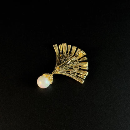 Agamemnon · Golden Firework Fan Brooch