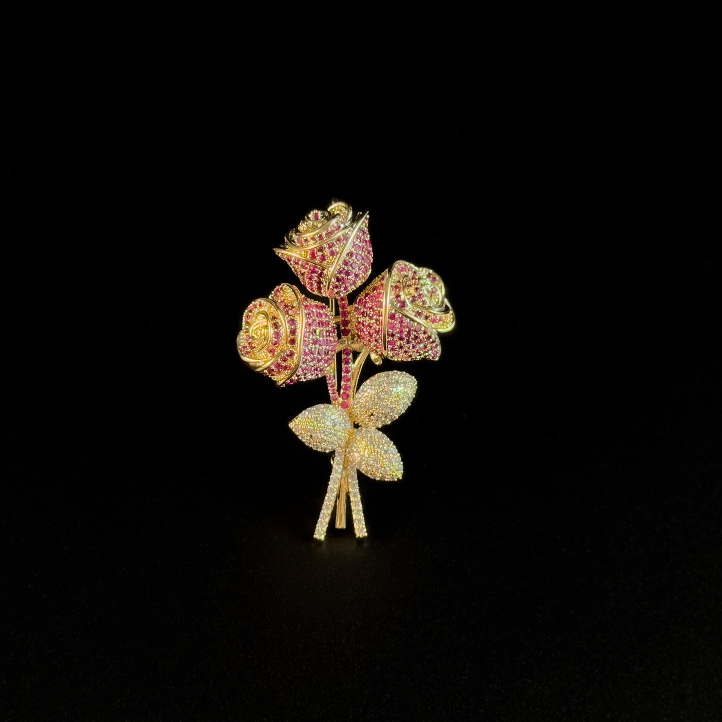 Iole · Rose Bouquet Brooch