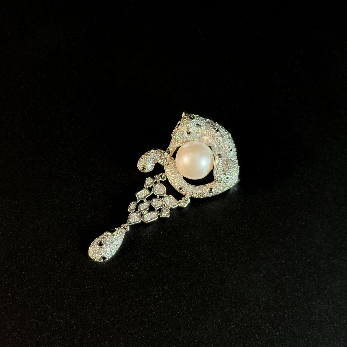Andraemon · Moonlit Leopard Pendant Brooch