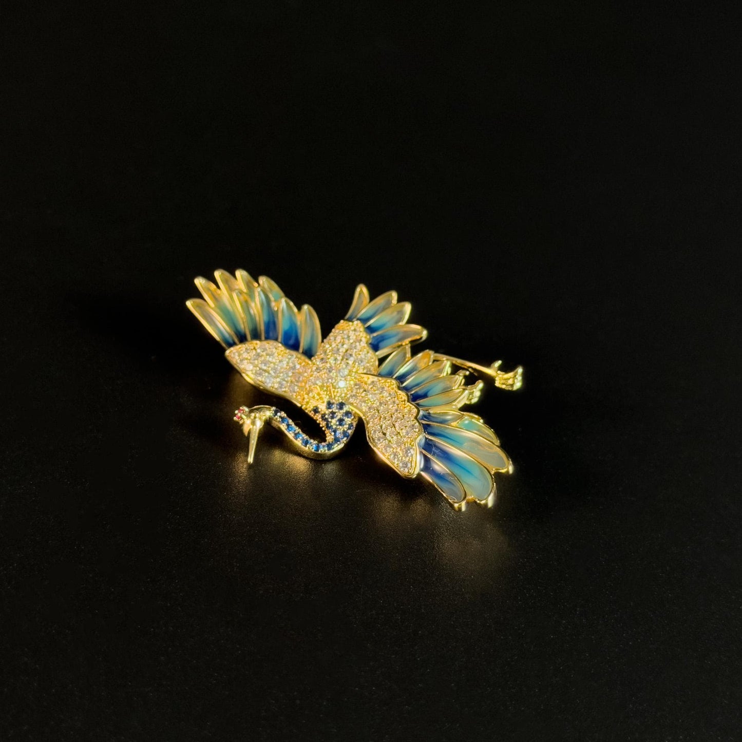 Amyclas · Azure Gradient Crane Wing Brooch