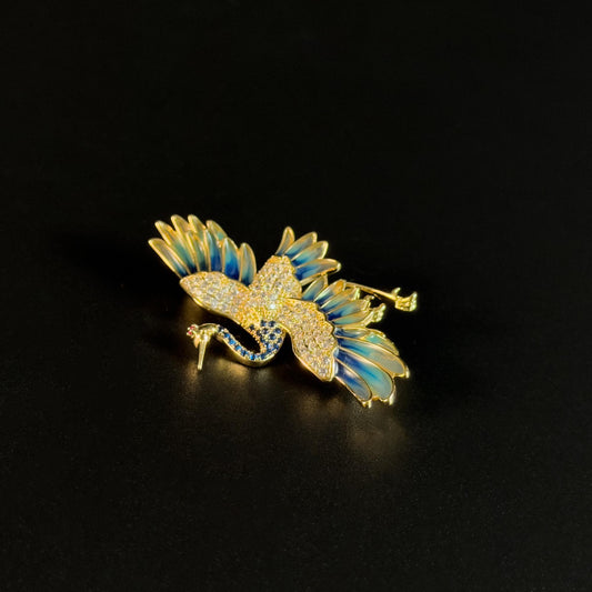 Amyclas · Azure Gradient Crane Wing Brooch