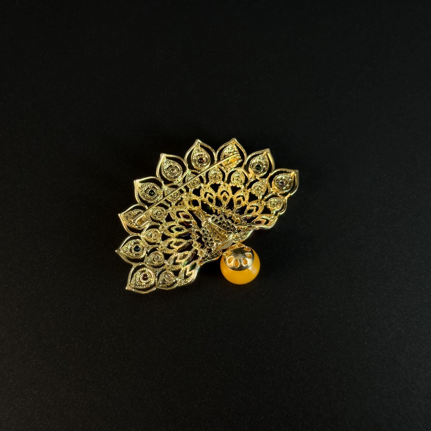 Aias · Golden Fan-Tail Peacock Brooch