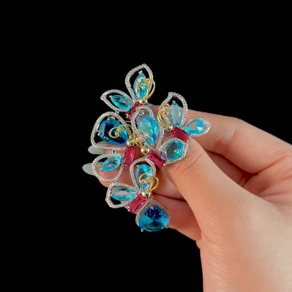 Blue Zircon Flower-Shaped Teardrop Pendant Brooch