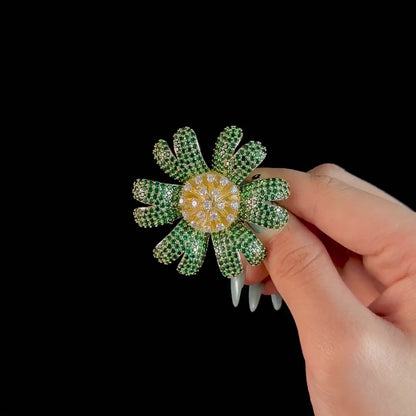 Green Daisy Brooch