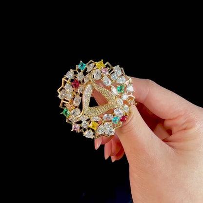 A Colorful Round Court-Style Brooch