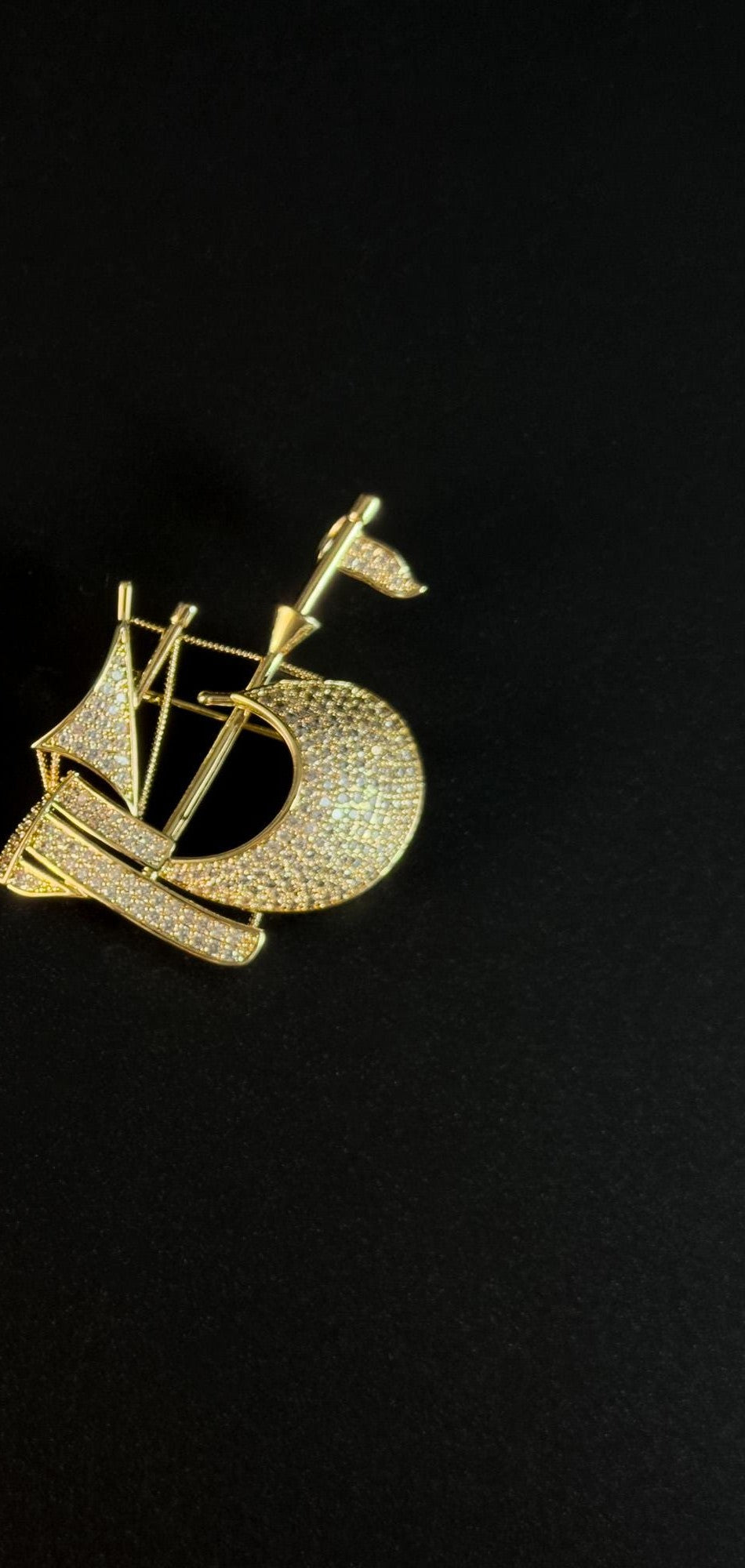 Alcyoneus · Golden Sailing Ship Brooch